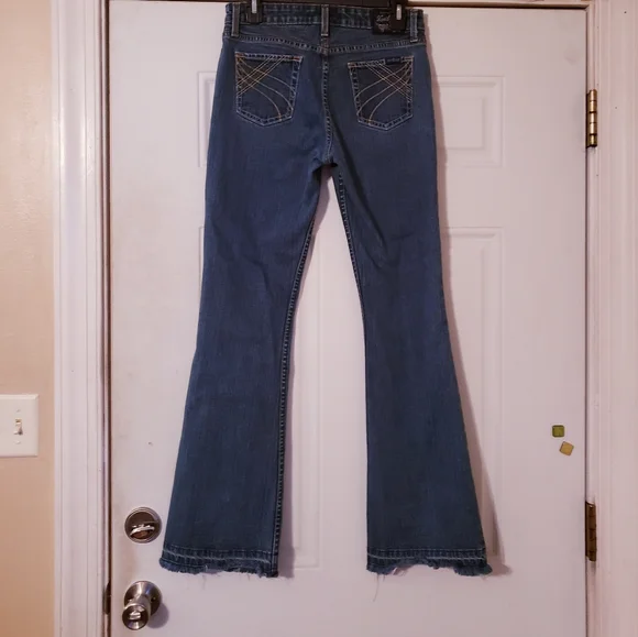 Levi Strauss juniors 7 medium wash low rise flare - Picture 3 of 9